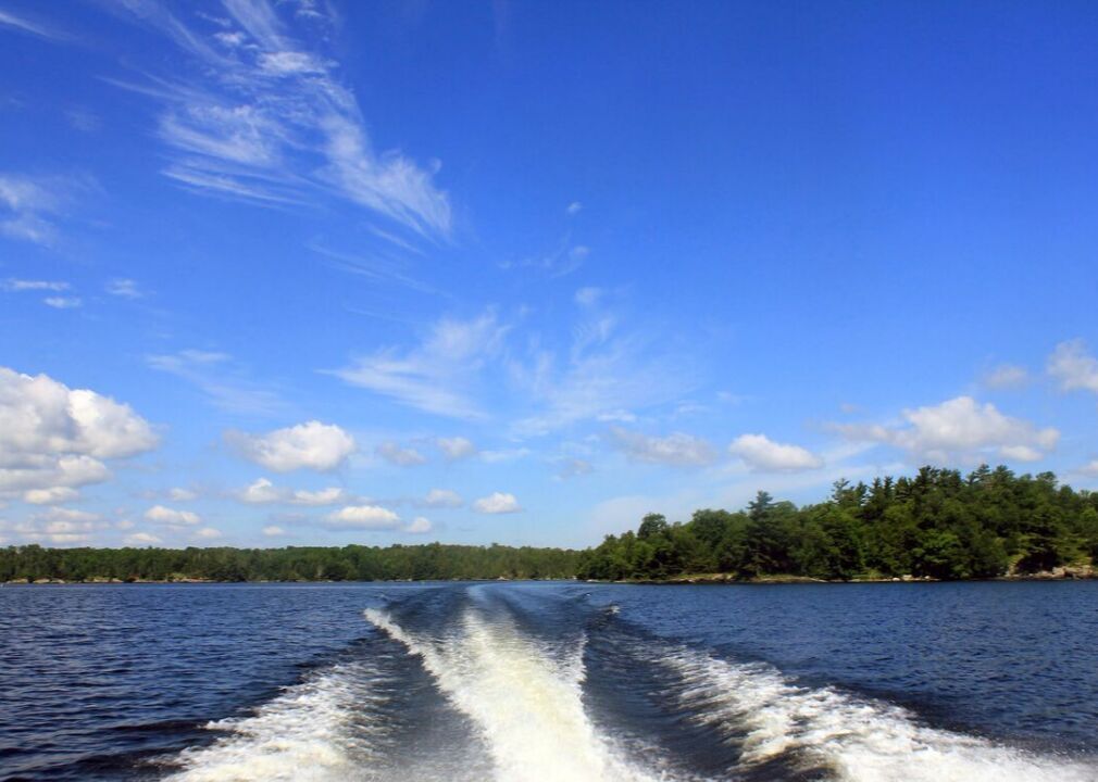 #44. Voyageurs: Rent a boat